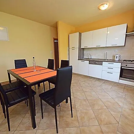 Family Friendly With A Swimming Pool Kastel Stafilic, - 12627 아파트