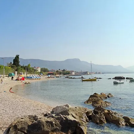 아파트 Family Friendly With A Swimming Pool Kastel Stafilic, - 12627 Kaštela
